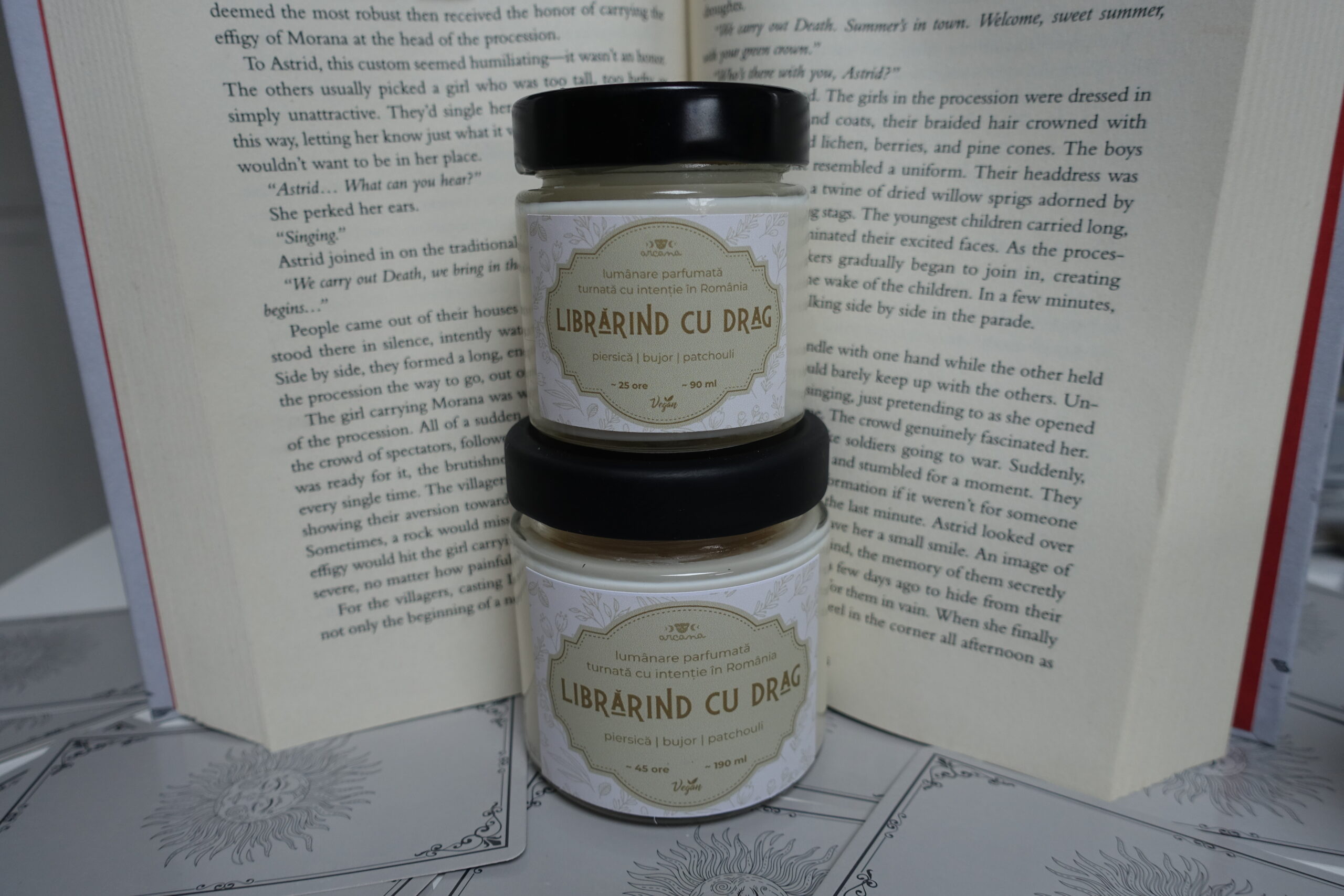 Librărind cu drag - Lumânare parfumată
