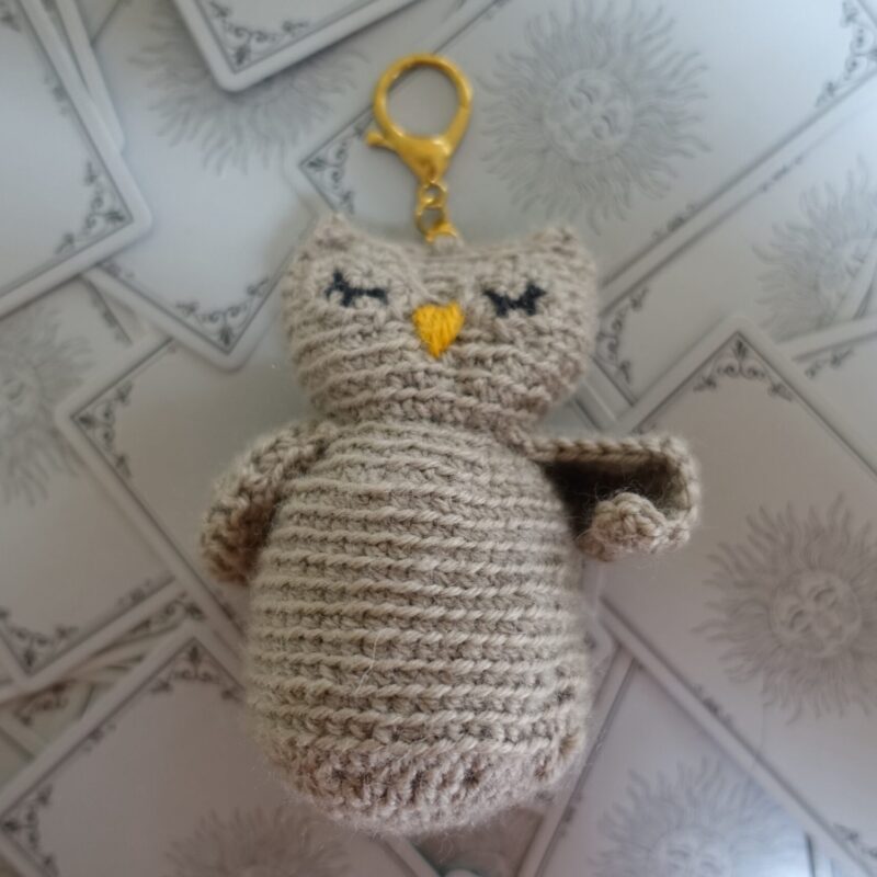 Uhuța Buhuța – Familiarul tău de buzunar